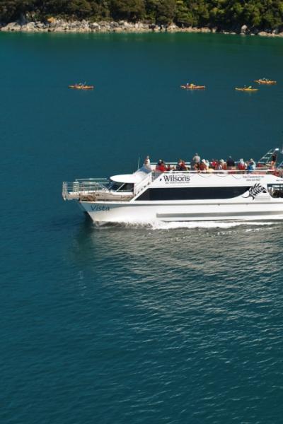 Return aboard the Vista Cruise